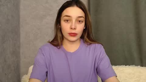 Mia   Im online every day 1530 PM in New York  2030 PM in London online show from 22, 12, 2024