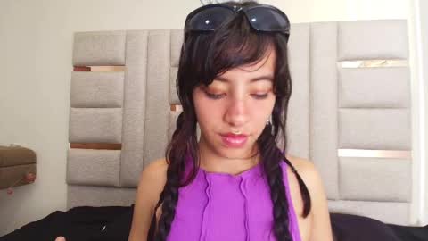 Mia online show from 20, 12, 2025