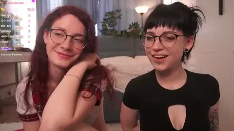 Snapshot of little_poetry chatting on 15, 6, 2026 Kiki online show from 15, 6, 2026