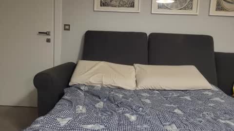 Snapshot of little_sakuraxxx chatting on 21, 12, 2024 GiuliaFrancesco online show from 21, 12, 2024