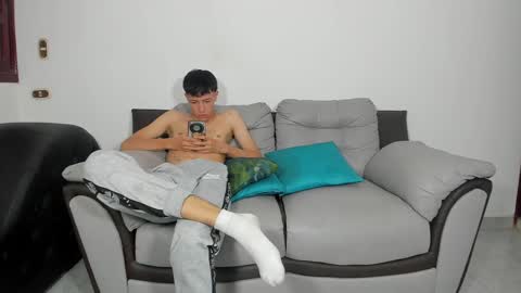 little_show_sexy online show from 15, 11, 2025