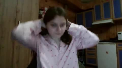 little_shygirl_ online show from 20, 11, 2025