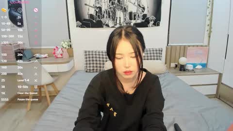 Yena and Gabby online show from 12, 3, 2026