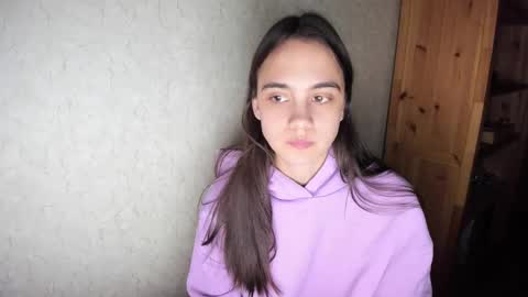 littleashleyy online show from 4, 12, 2025