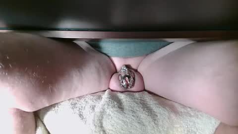 Snapshot of littleclitty247 chatting on 4, 12, 2024 Littlleclitty247 online show from 4, 12, 2024