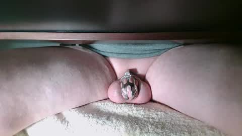 Snapshot of littleclitty247 chatting on 5, 12, 2024 Littlleclitty247 online show from 5, 12, 2024