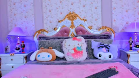  Violet  Alyson  online show from 7, 12, 2024