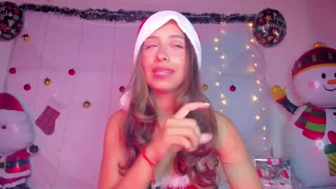 Snapshot of littlee_emma_ chatting on 24, 12, 2024 littlee_emma_ online show from 24, 12, 2024