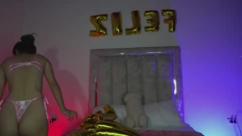 littlee_emma_ online show from 22, 2, 2026