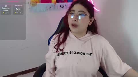 Snapshot of littlee_red chatting on 3, 12, 2025 Angel online show from 3, 12, 2025