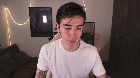 Snapshot of littleferxxo chatting on 4, 1, 2025 Ferxxo online show from 4, 1, 2025