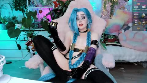Snapshot of littleflufflepuff chatting on 7, 1, 2025 Riza Riri Puff online show from 7, 1, 2025