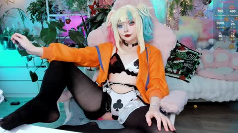Snapshot of littleflufflepuff chatting on 12, 1, 2025 Riza Riri Puff online show from 12, 1, 2025