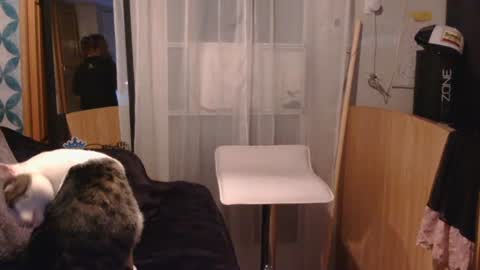 littleleo96 online show from 9, 9, 2025