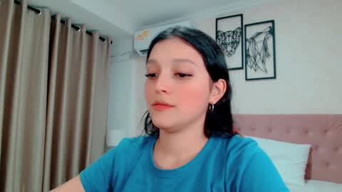 Sarahs Room online show from 8, 1, 2025