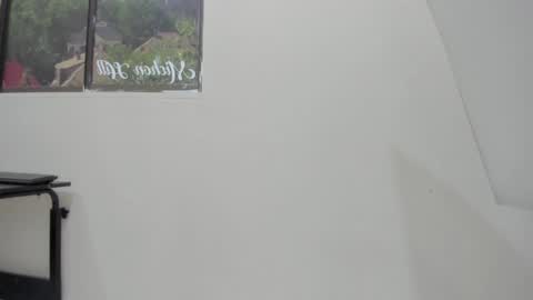 im olivia IG littleolivia01 online show from 6, 2, 2025