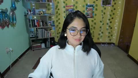 Snapshot of littleprety6969 chatting on 20, 1, 2025 Mia Wednesday to Sunday 730 am to 1030 am Colombian Hour D online show from 20, 1, 2025