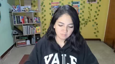 Snapshot of littleprety6969 chatting on 10, 2, 2025 Mia Wednesday to Sunday 730 am to 1030 am Colombian Hour D online show from 10, 2, 2025