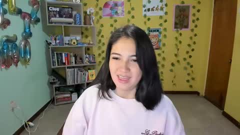 Snapshot of littleprety6969 chatting on 17, 2, 2025 Mia Wednesday to Sunday 730 am to 1030 am Colombian Hour D online show from 17, 2, 2025