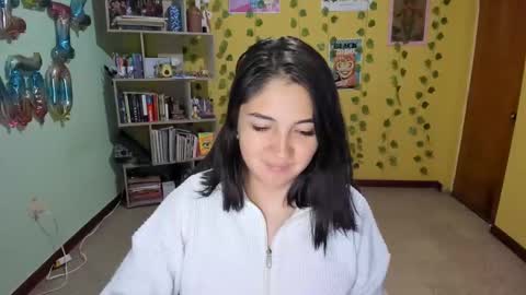 Snapshot of littleprety6969 chatting on 2, 3, 2025 Mia Wednesday to Sunday 730 am to 1030 am Colombian Hour D online show from 2, 3, 2025