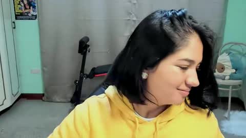 Snapshot of littleprety6969 chatting on 17, 9, 2025 Mia Wednesday to Sunday 730 am to 1030 am Colombian Hour D online show from 17, 9, 2025