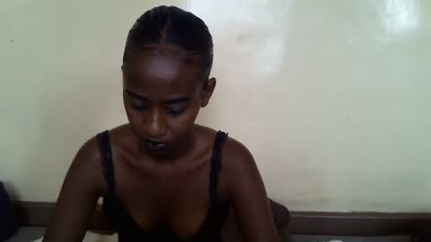 littlesandie online show from 4, 2, 2025