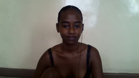 littlesandie online show from 4, 2, 2025