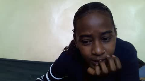 littlesandie online show from 6, 10, 2025