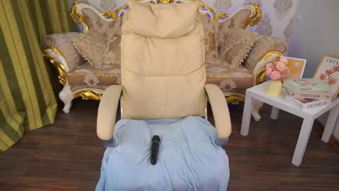 Snapshot of littleshyy chatting on 7, 12, 2024 Masha online show from 7, 12, 2024