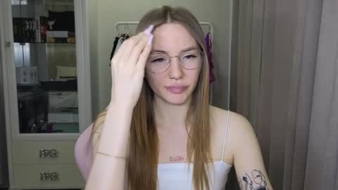 Snapshot of littlevildevil chatting on 23, 1, 2025 Eliana online show from 23, 1, 2025