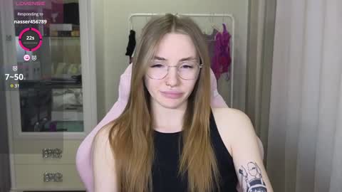 Snapshot of littlevildevil chatting on 8, 2, 2025 Eliana online show from 8, 2, 2025