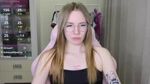 Snapshot of littlevildevil chatting on 20, 2, 2025 Eliana online show from 20, 2, 2025
