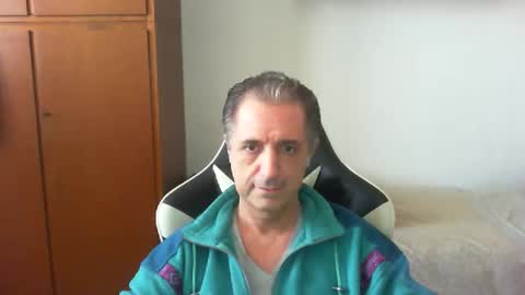 Snapshot of liuk53 chatting on 25, 4, 2026 liuk53 online show from 25, 4, 2026