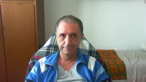 Snapshot of liuk53 chatting on 17, 5, 2026 liuk53 online show from 17, 5, 2026