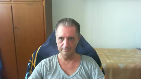 Snapshot of liuk53 chatting on 23, 5, 2026 liuk53 online show from 23, 5, 2026