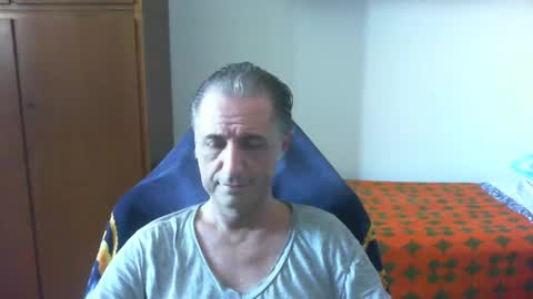 Snapshot of liuk53 chatting on 24, 5, 2026 liuk53 online show from 24, 5, 2026