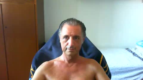 Snapshot of liuk53 chatting on 27, 5, 2026 liuk53 online show from 27, 5, 2026