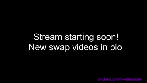 Snapshot of livanddrew chatting on 3, 2, 2025 Liv and Drew online show from 3, 2, 2025