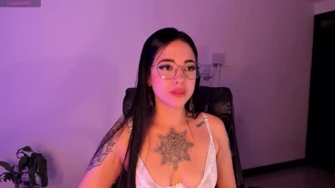 Vanessa online show from 13, 2, 2025