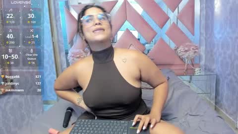   online show from 1, 4, 2026