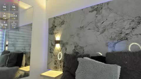 Liz  online show from 23, 10, 2025