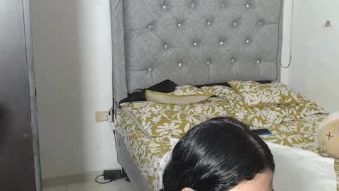 Snapshot of liza_thurner chatting on 23, 10, 2025 Liza Thurner online show from 23, 10, 2025