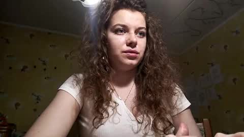 Molly online show from 26, 4, 2026