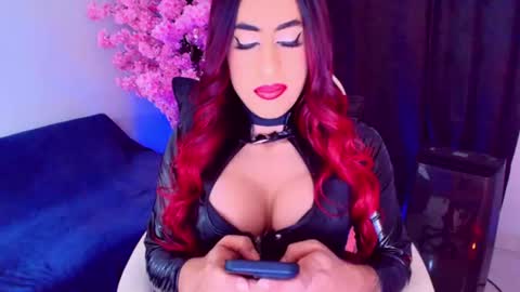 Snapshot of lizagothdoll chatting on 5, 7, 2026 Liza Goth online show from 5, 7, 2026