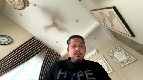 Snapshot of lizawati chatting on 11, 10, 2025 amysolo30 online show from 11, 10, 2025