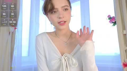 Snapshot of lizbethbiers chatting on 19, 9, 2025 Hello there im Amelia Im new here Lets have fun online show from 19, 9, 2025