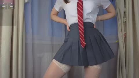 Snapshot of lizbethbiers chatting on 7, 11, 2025 Hello there im Amelia Im new here Lets have fun online show from 7, 11, 2025