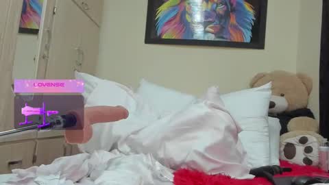 Snapshot of lizbetth360 chatting on 2, 12, 2024 Mariana online show from 2, 12, 2024