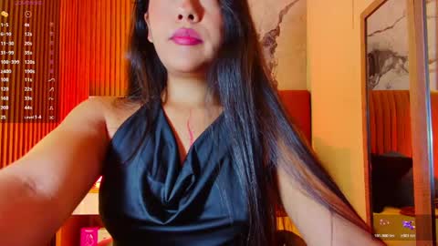 Snapshot of lizza_oss chatting on 29, 4, 2026 Liz online show from 29, 4, 2026