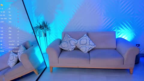 Lizzi  online show from 30, 1, 2025